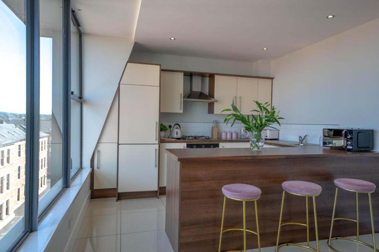 Rooftop Apartment At Queens Beautiful Views 벨파스트 외부 사진